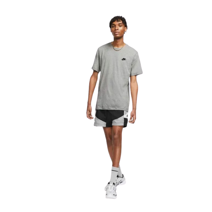 TEE-SHIRT NIKE SPORTSWEAR CLUB NIKE SPORT2000 Ploërmel et Locminé