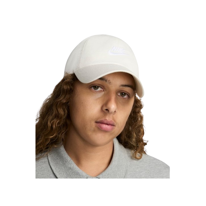 casquette blanche nike