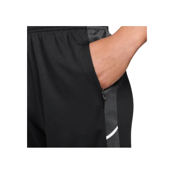 SHORT NOIR NIKE