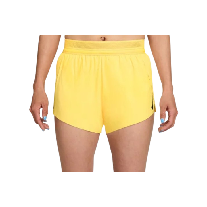 SHORT JAUNE NIKE