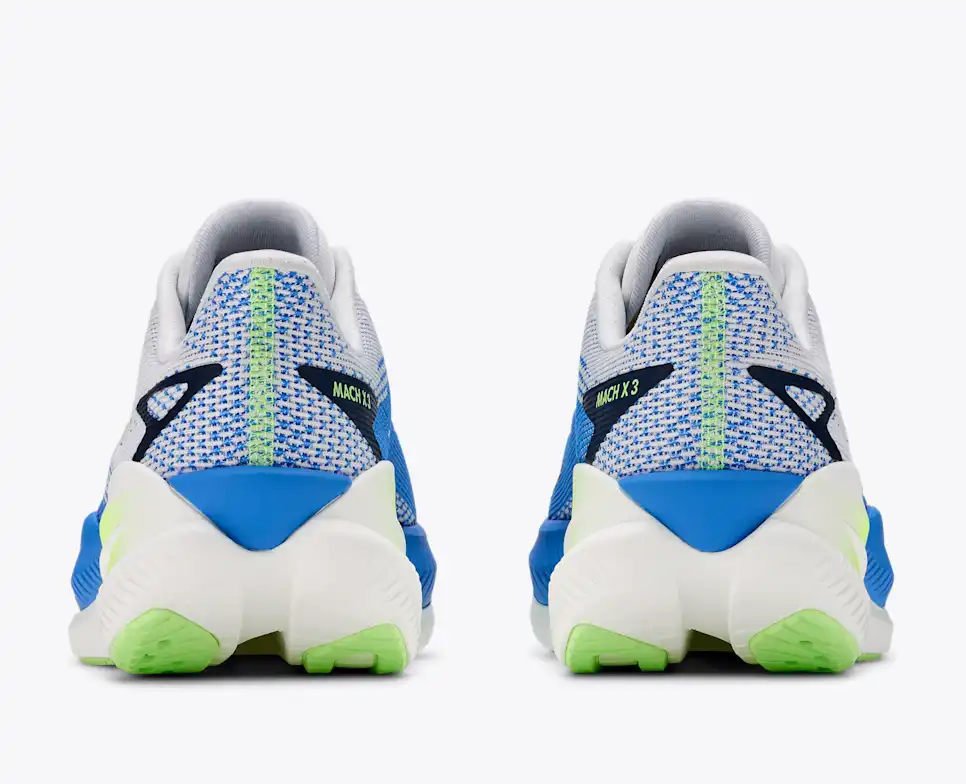 HOKA Mach X 3 : Plaque Pebax et amorti équilibré pour la course à pied