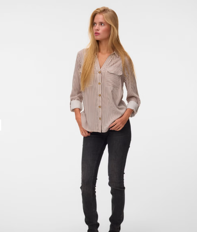 Chemisier VMBUMPY Vero Moda - Élégant & polyvalent en viscose