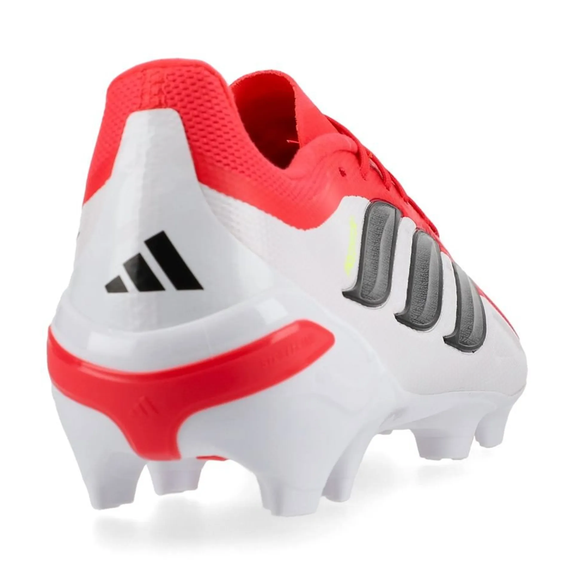 Adidas Predator League FT FG - Précision et puissance pour le football