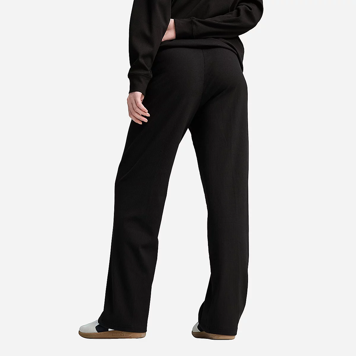 PUMA Jogging Ess Elevated : Confort & Style au Quotidien