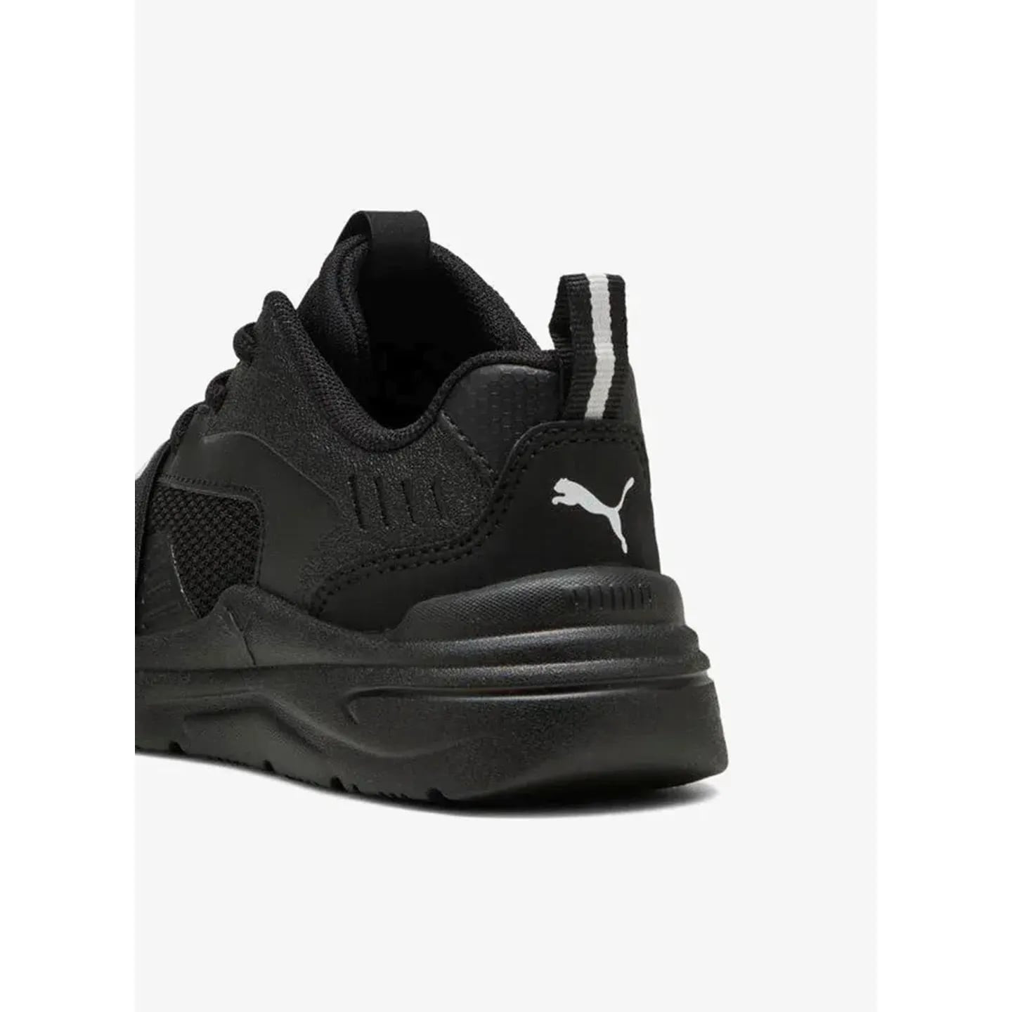 Détail de la tige en mesh de PUMA Soft Wired 2 PS montrant la ventilation