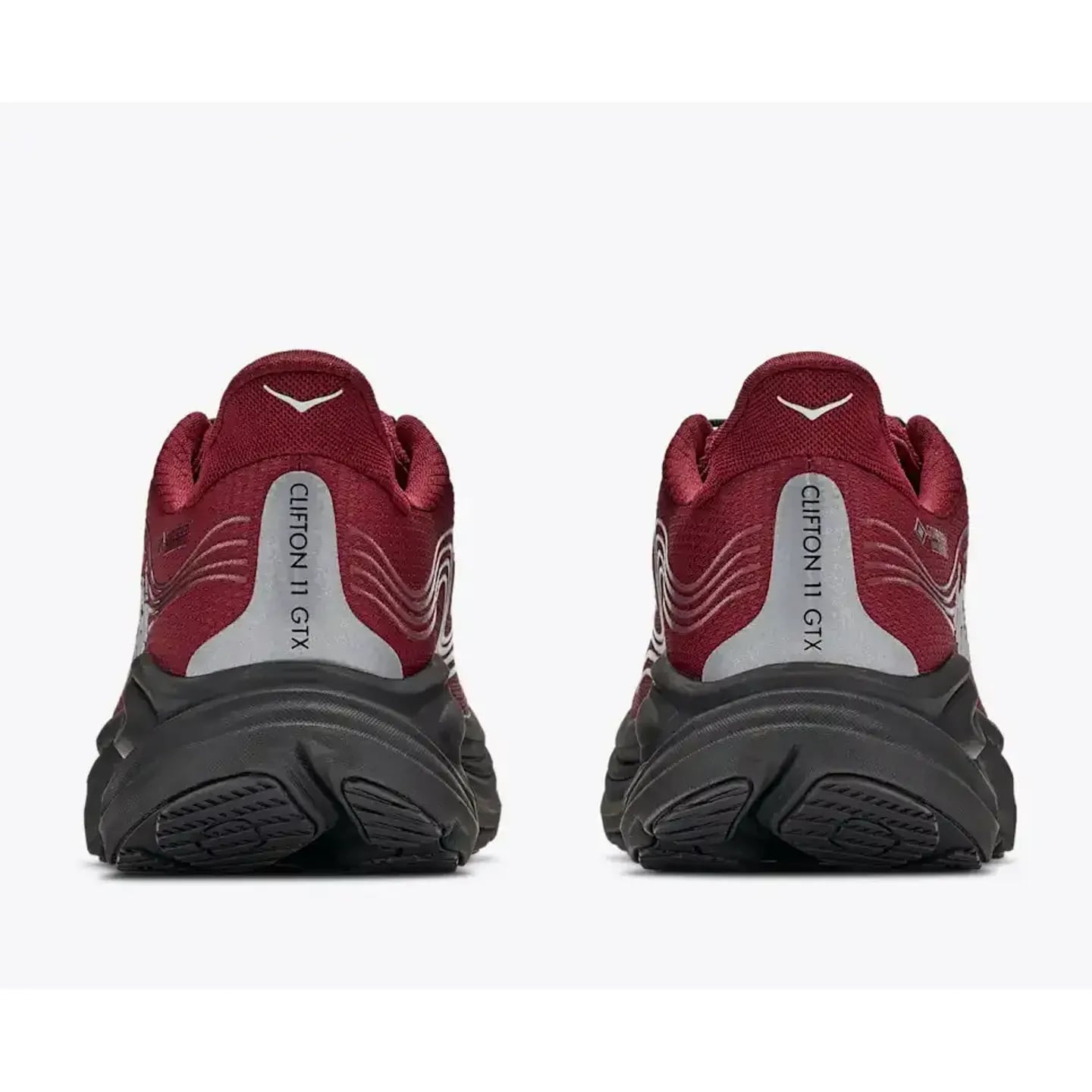 Vue avant de la chaussure de running HOKA Clifton 11 GTX avec tige en mesh fermé et embout de protec