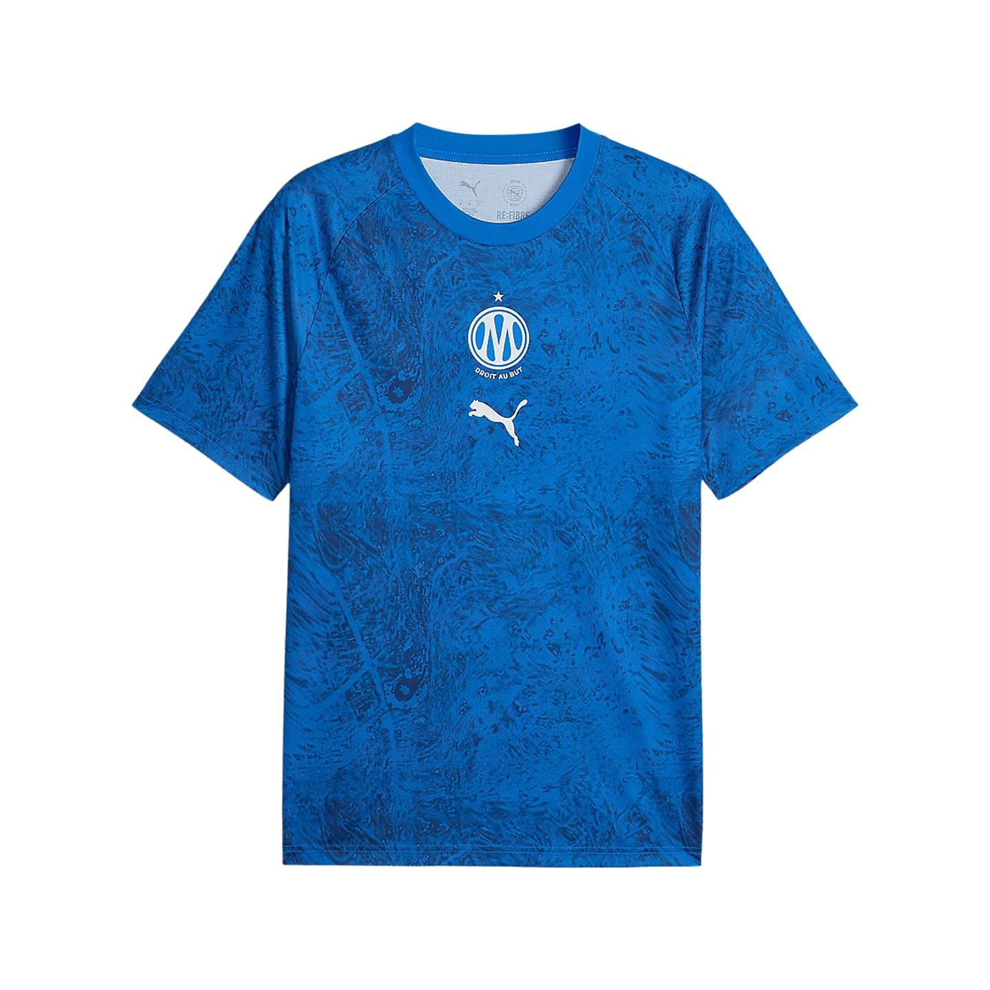Vue de face du maillot d'échauffement Puma OM 2026/27 avec l'écusson du club et la technologie Puma 