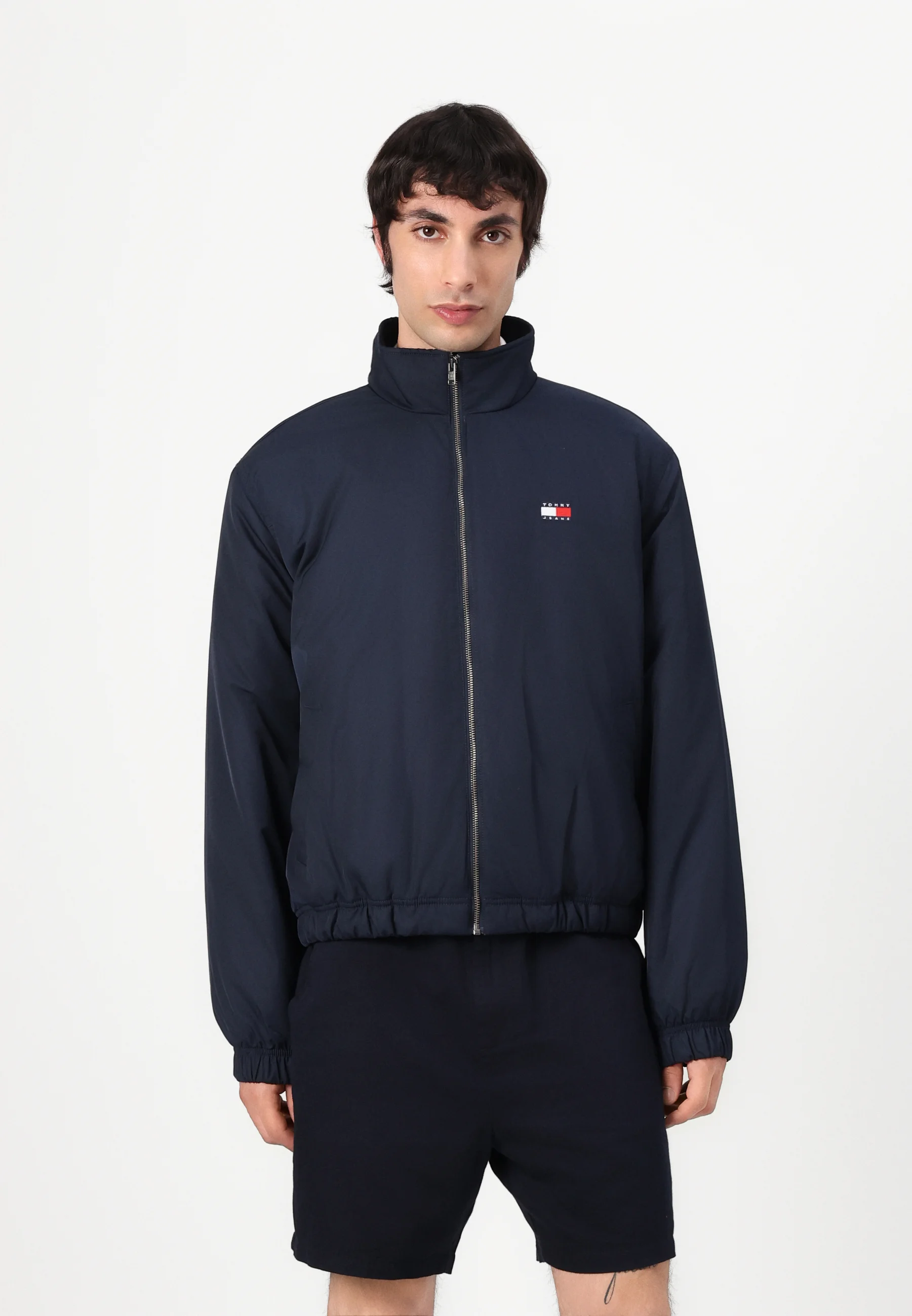 Veste matelassée Tommy Jeans : confort et style pour l'automne/hiver