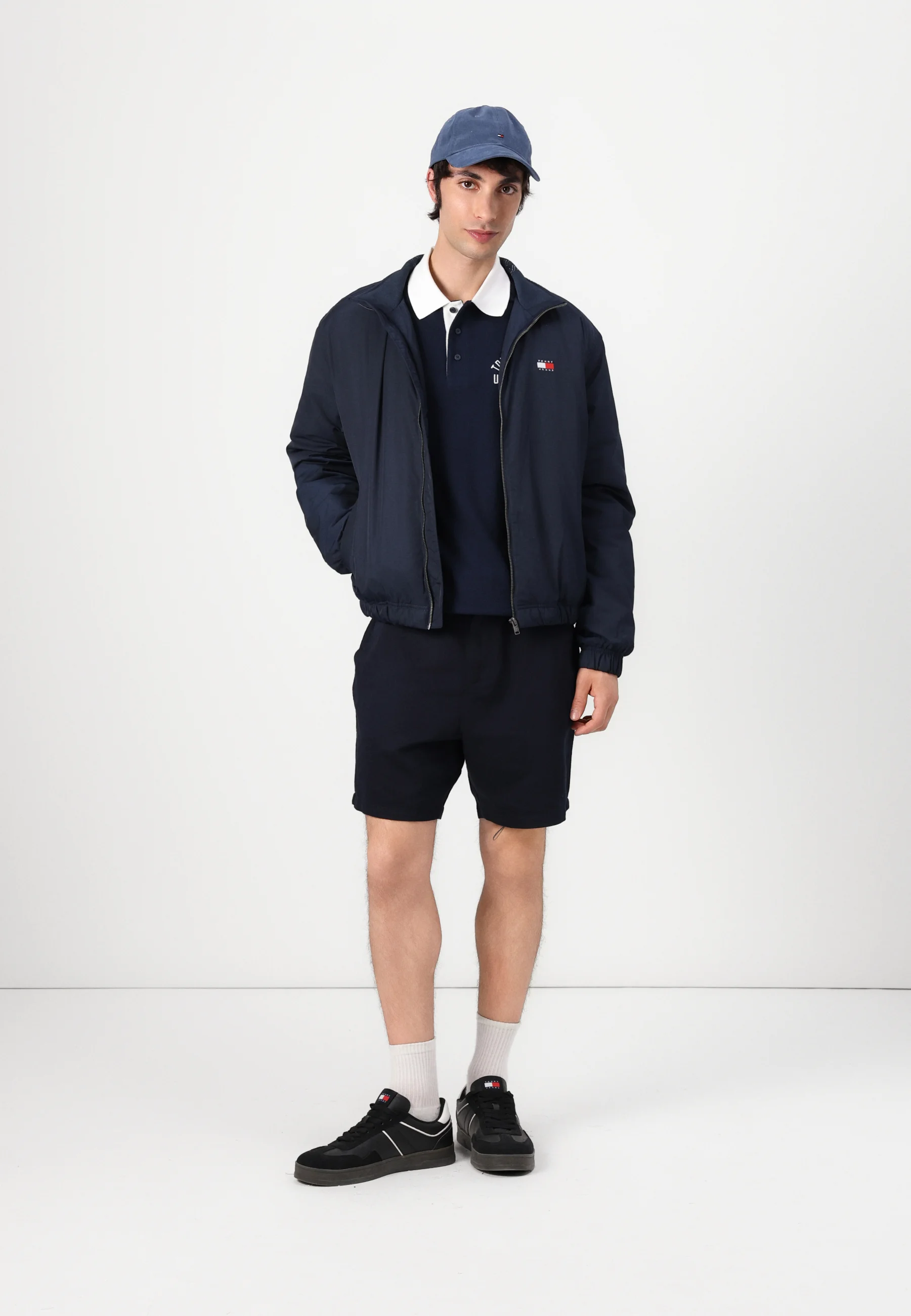 Veste matelassée Tommy Jeans : confort et style pour l'automne/hiver