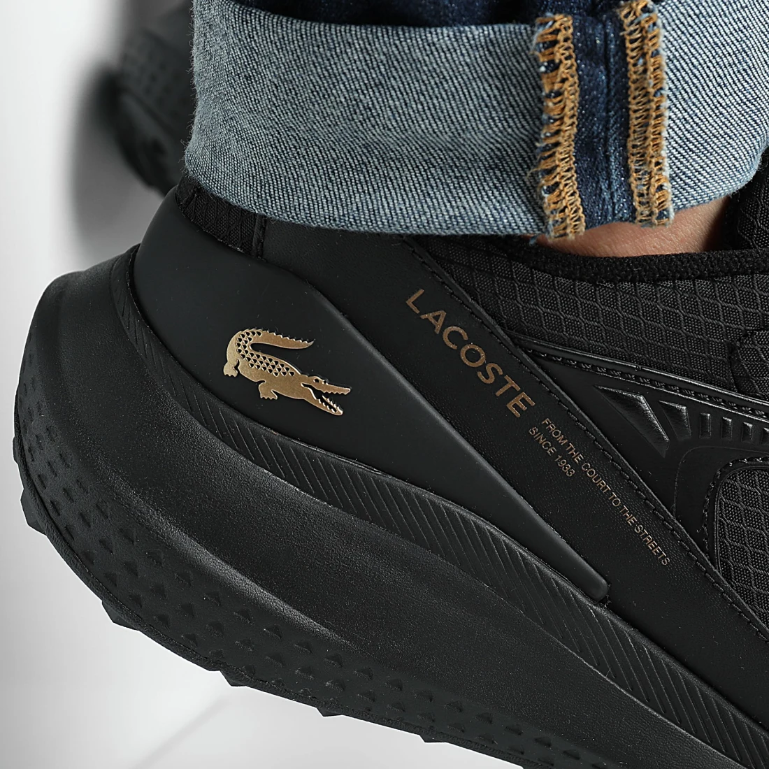 Lacoste L003 EVO 1262 : Basket Homme Confort & Style