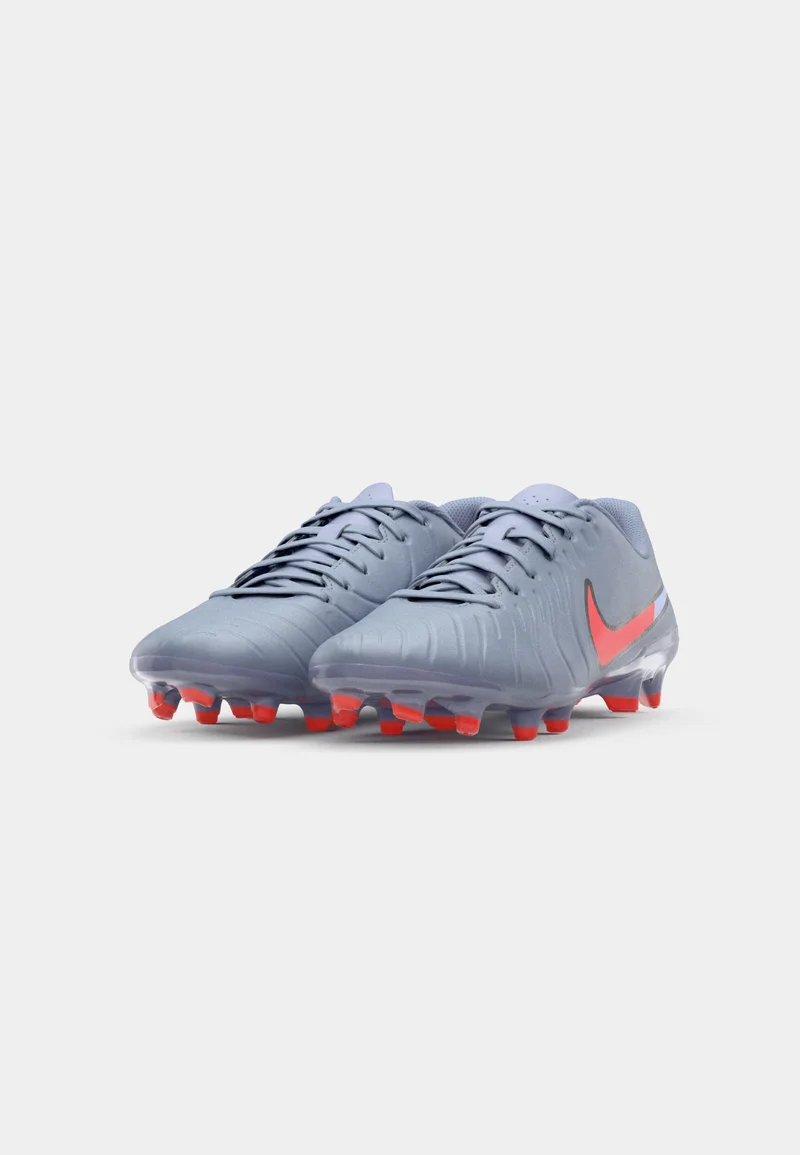 Nike Legend 10 Club FG/MG : Idéales pour débutants et entraînement