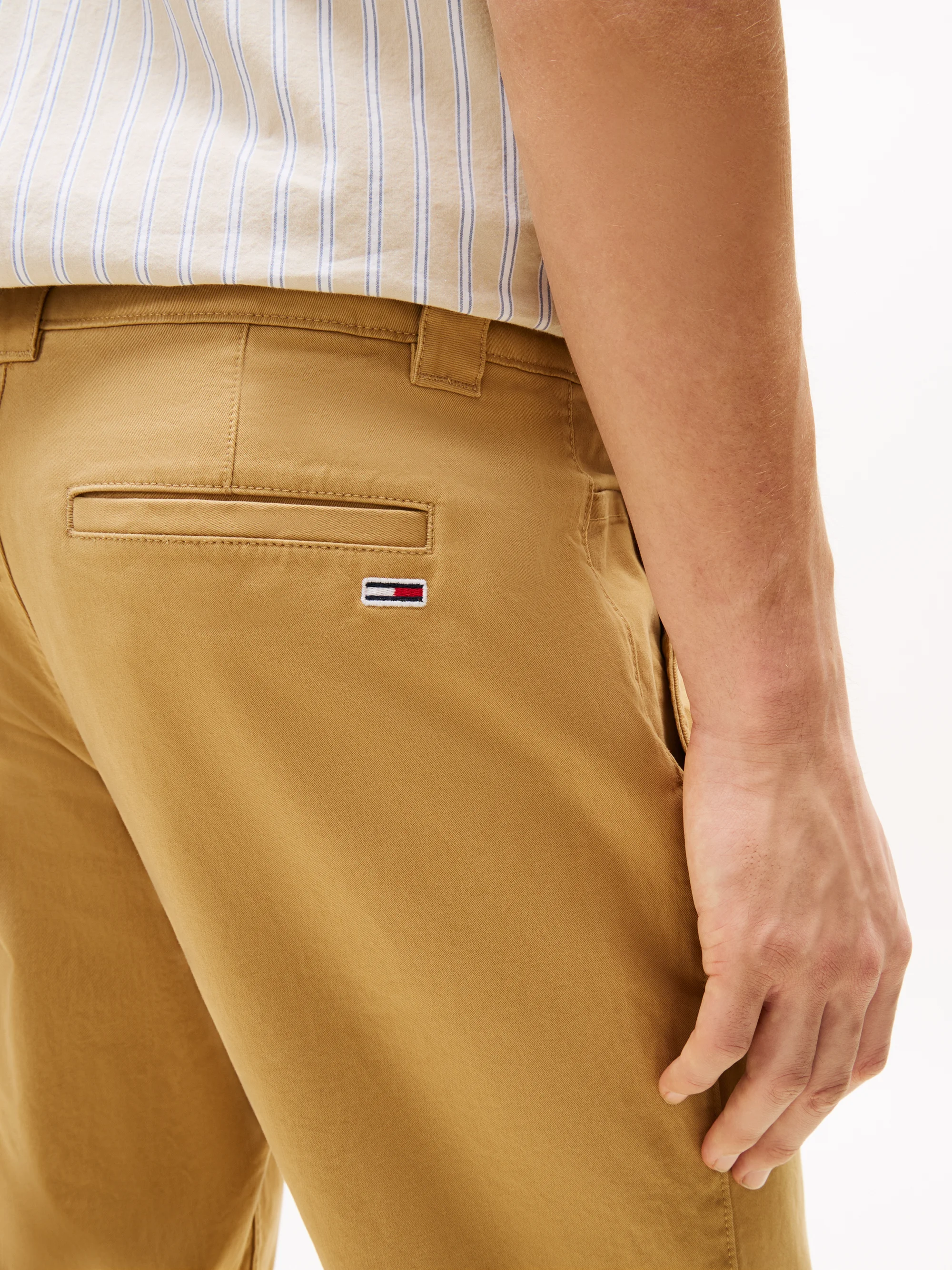 Chino Tommy Jeans Scanton : Twill stretch, confort optimal
