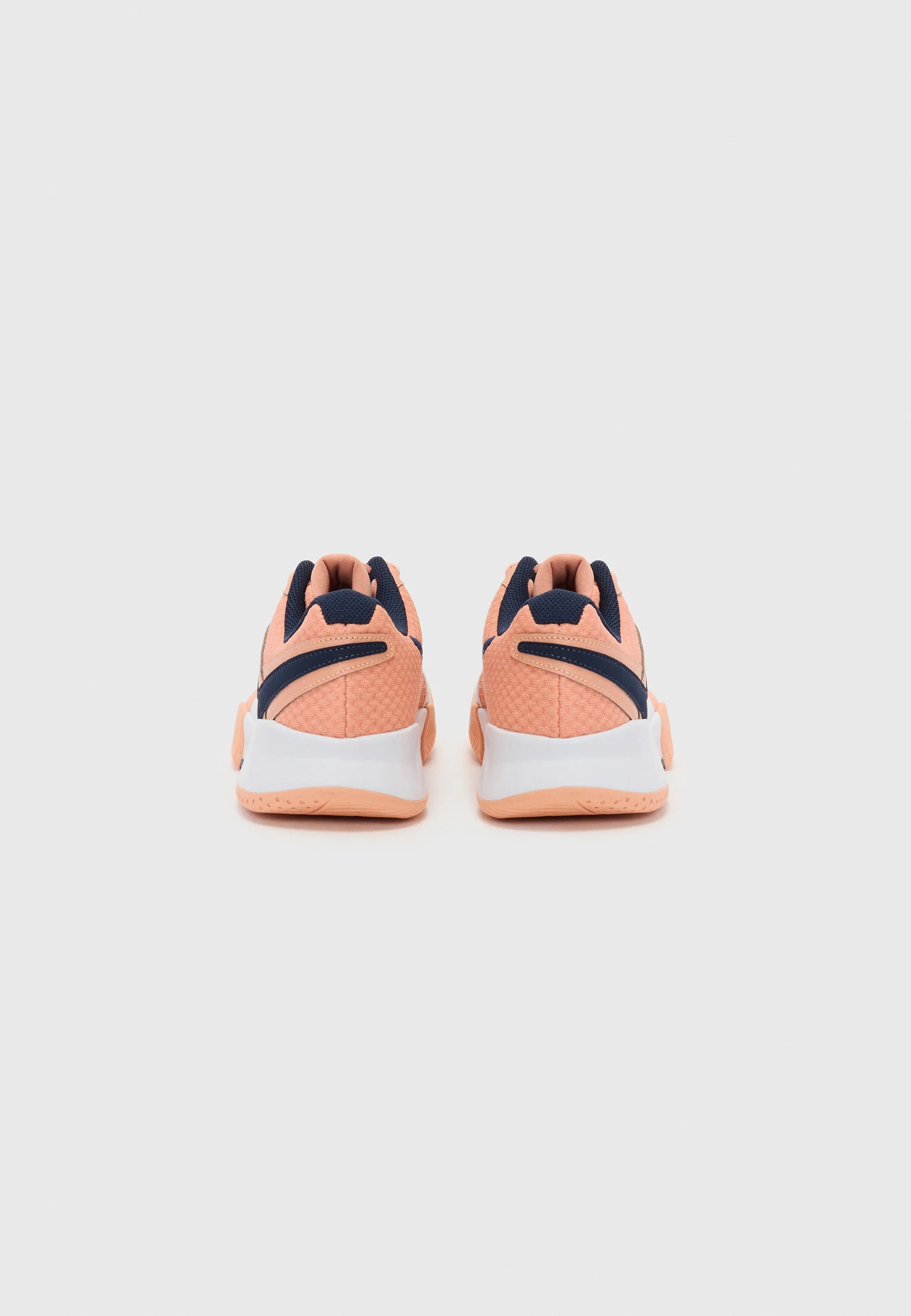 Nike Court Lite 4 : Traction et confort sur terre battue