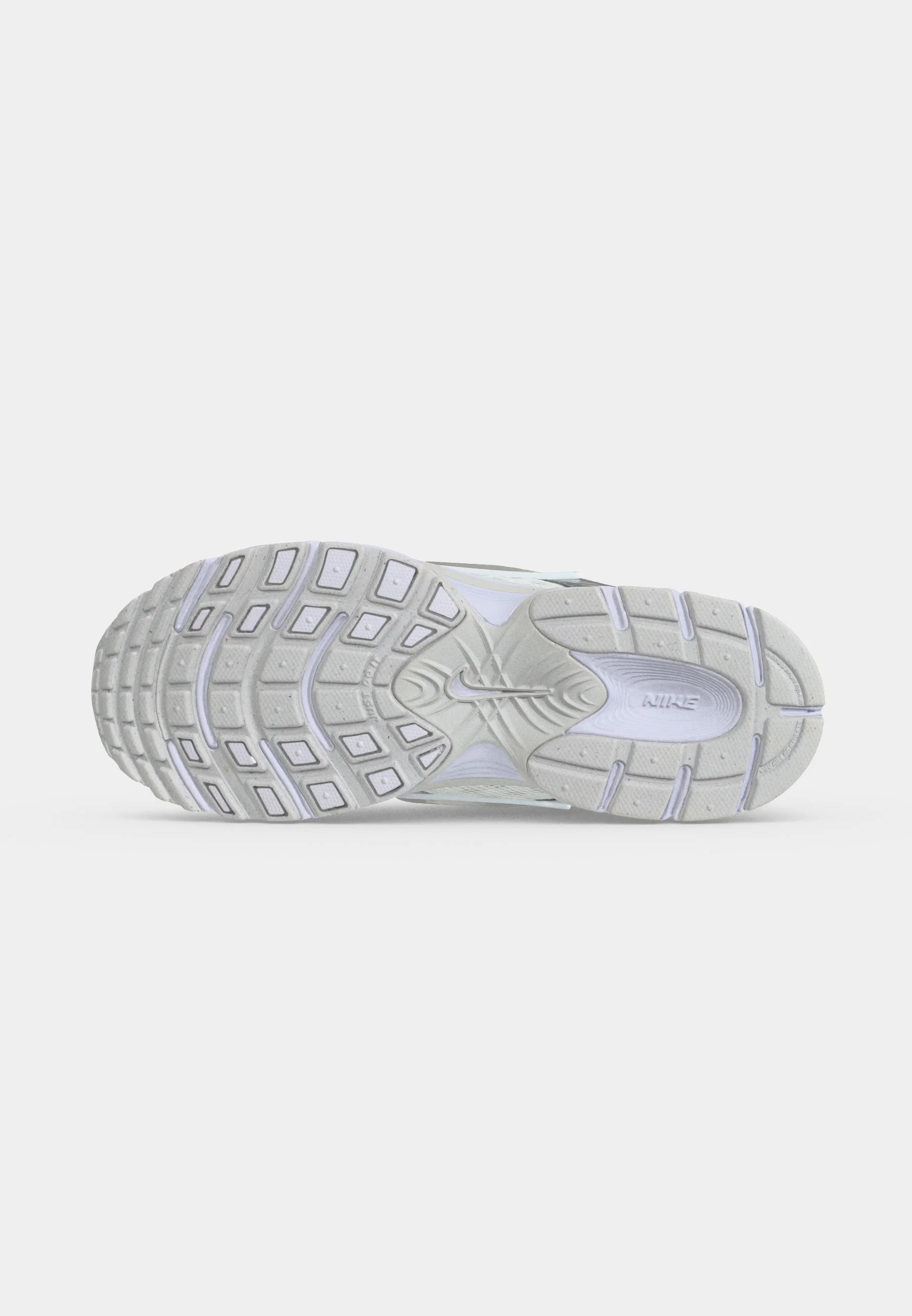 Nike V5 RNR Femme : Rétro Y2K avec amorti ultra-confort
