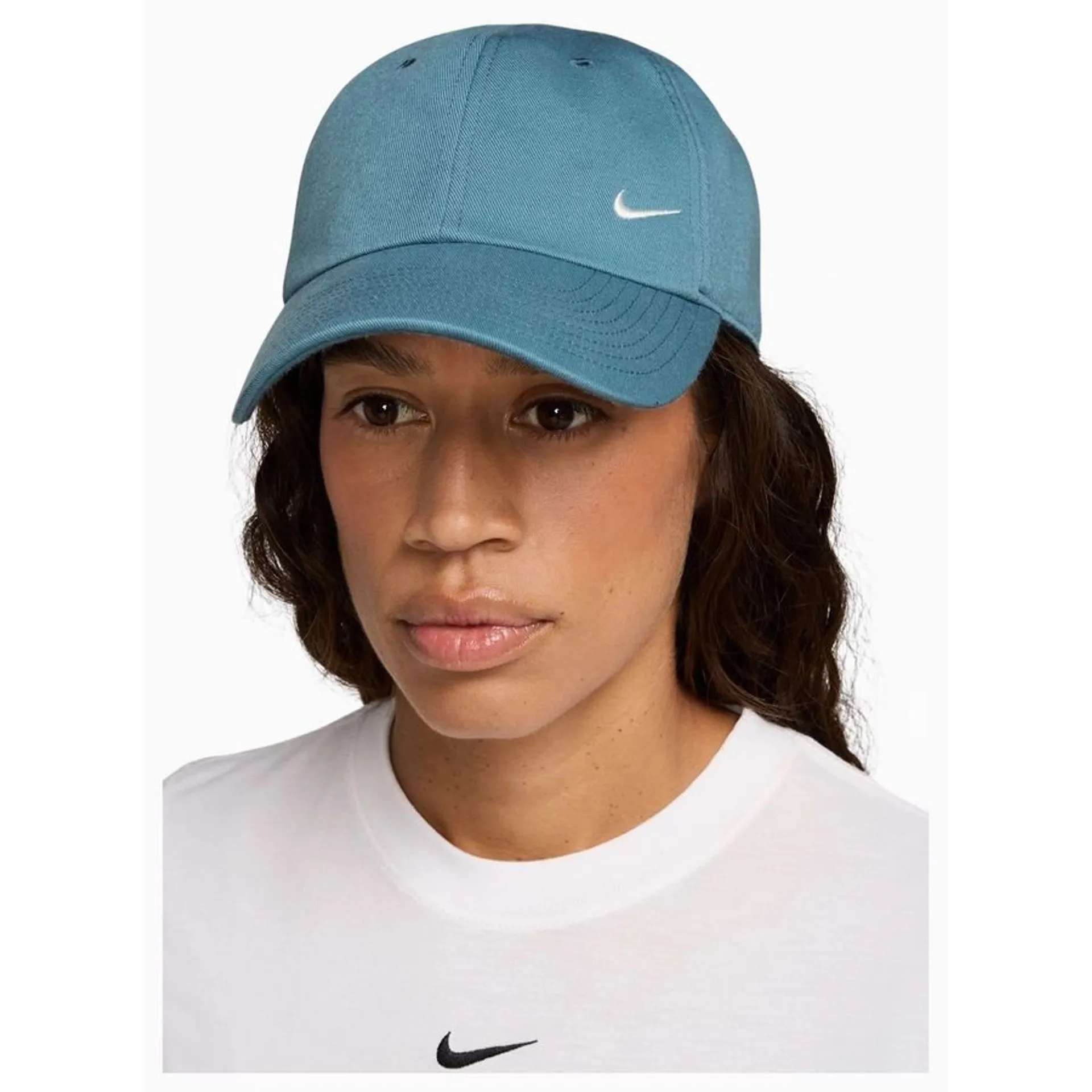 Nike Club Cap : Élégance décontractée, ajustable et 100% recyclée