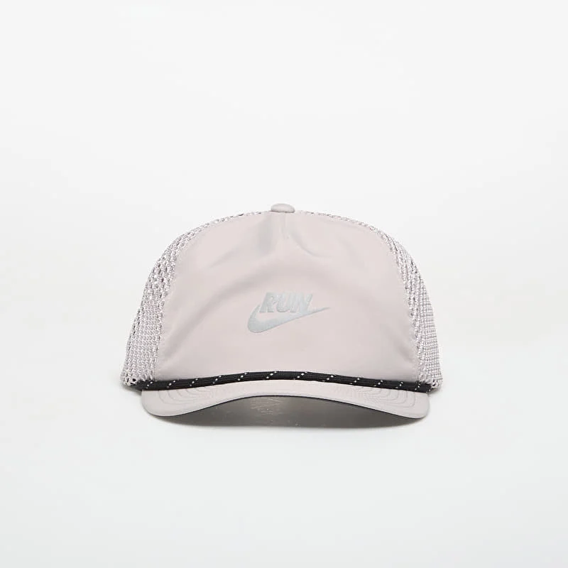 Casquette Nike Pro Dri-FIT : Confort et performance pour le running