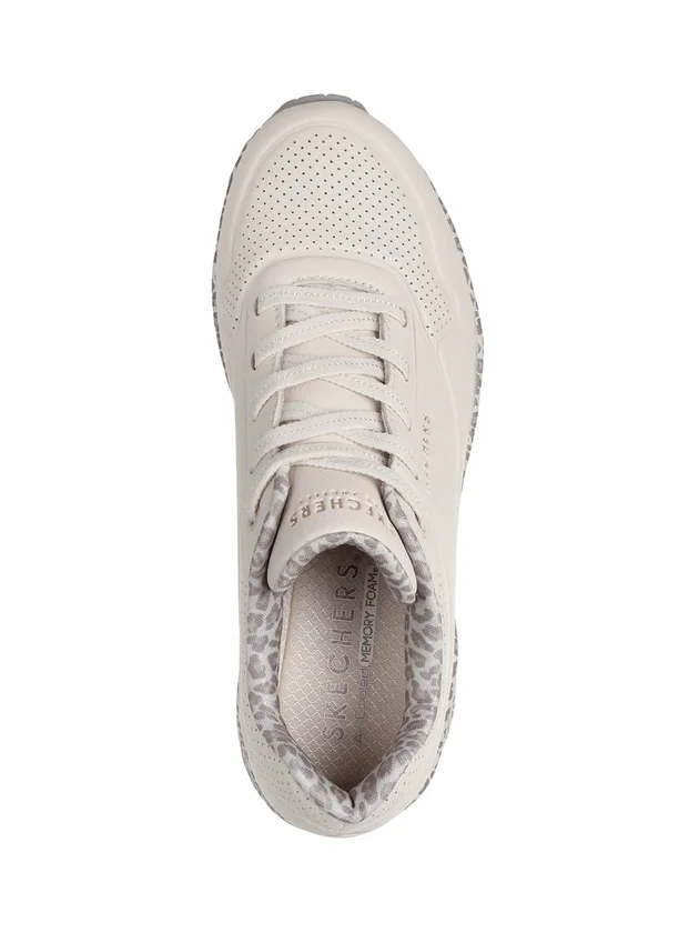 Skechers UNO Safari Time : Léopard et élasticité pour un style unique