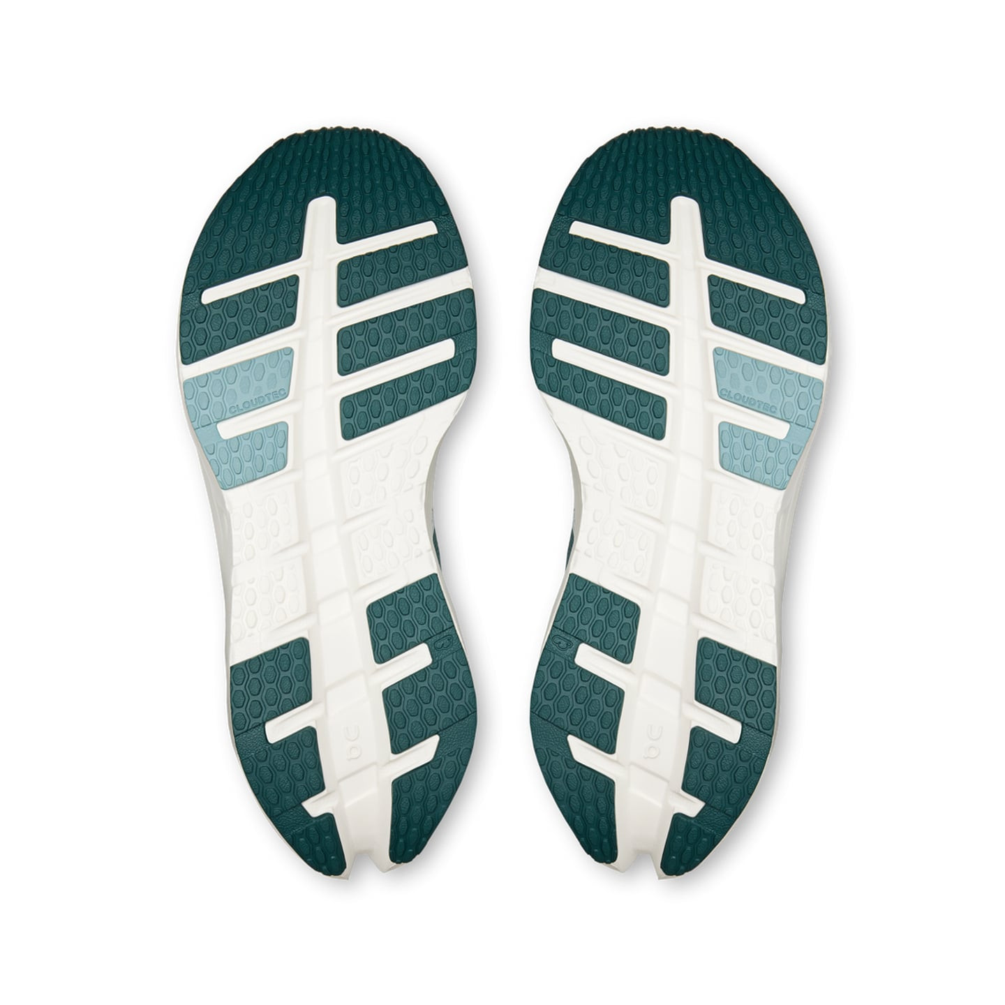 Packshot de la chaussure de running On Chaussures De Running Route Stables Cloudrunner 3 Femme Amort