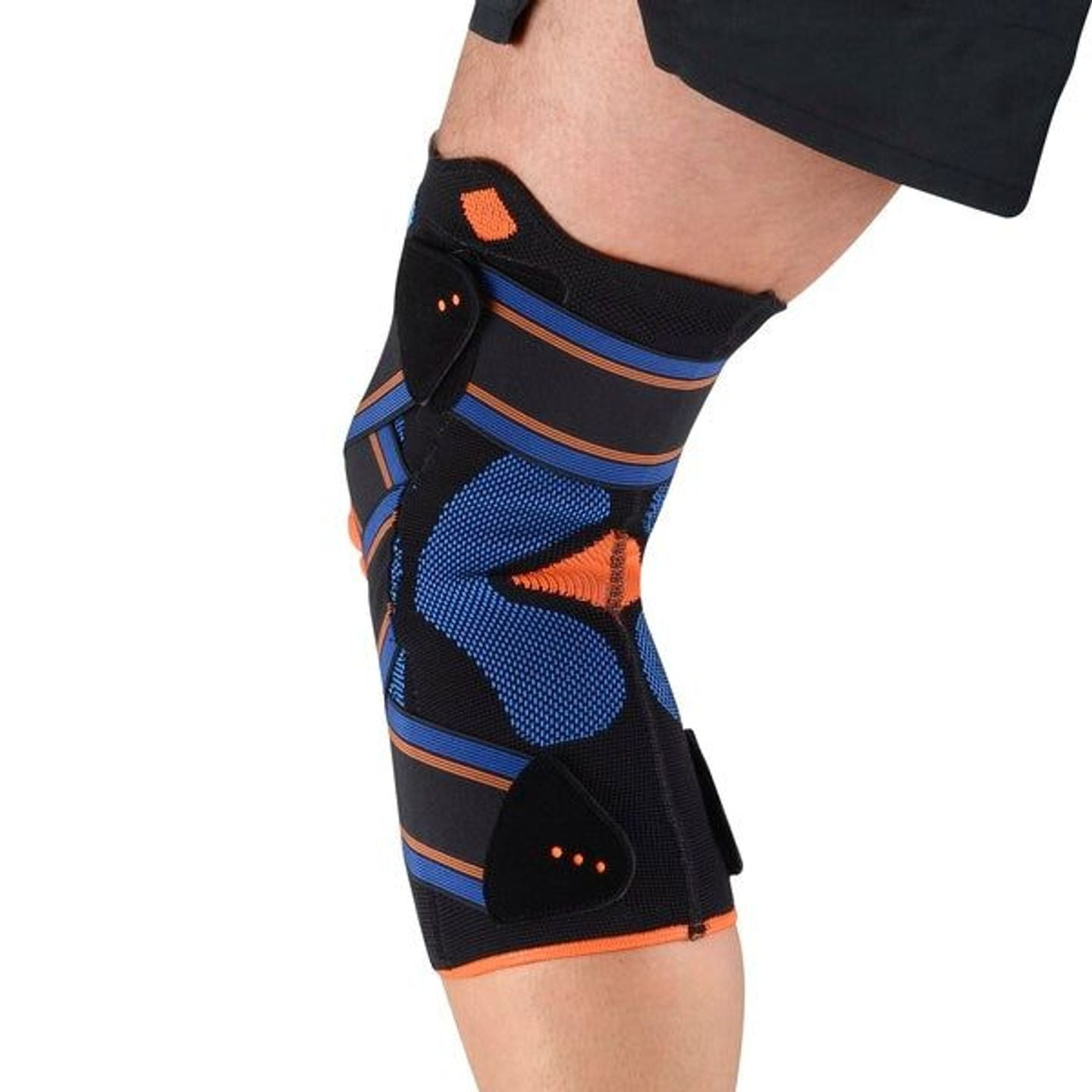 Thuasne Genouillère Ligamentaire De Sport Strapping Novelastic À Sangles Croisées Unisexe portée pen