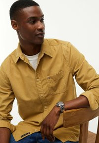 Chemise TJM Baby Corduroy Tommy Jeans - Confort & Style Casual