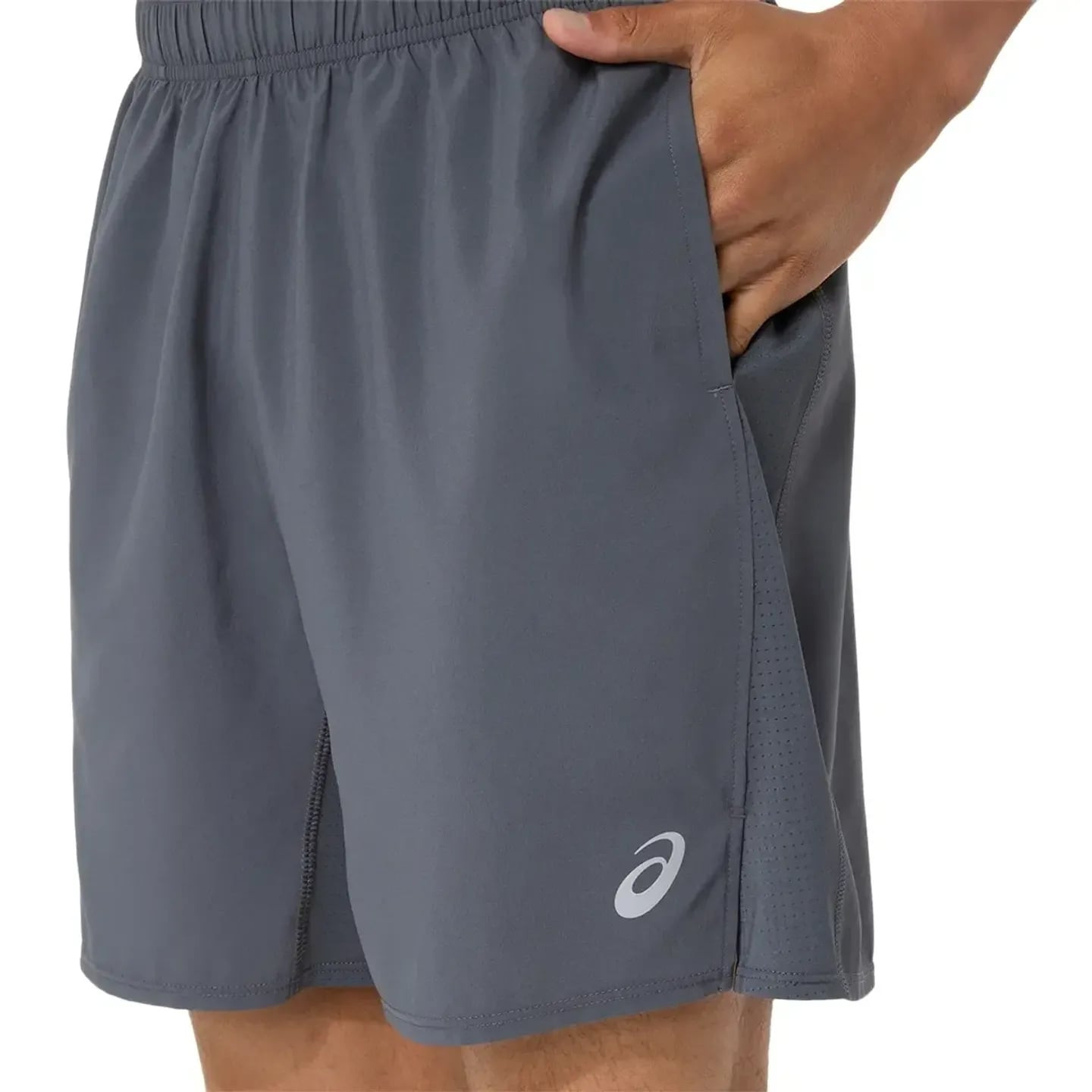 Détail du Asics Short De Course Icon 7 Séchage Rapide Homme : ceinture, poches et mesh.