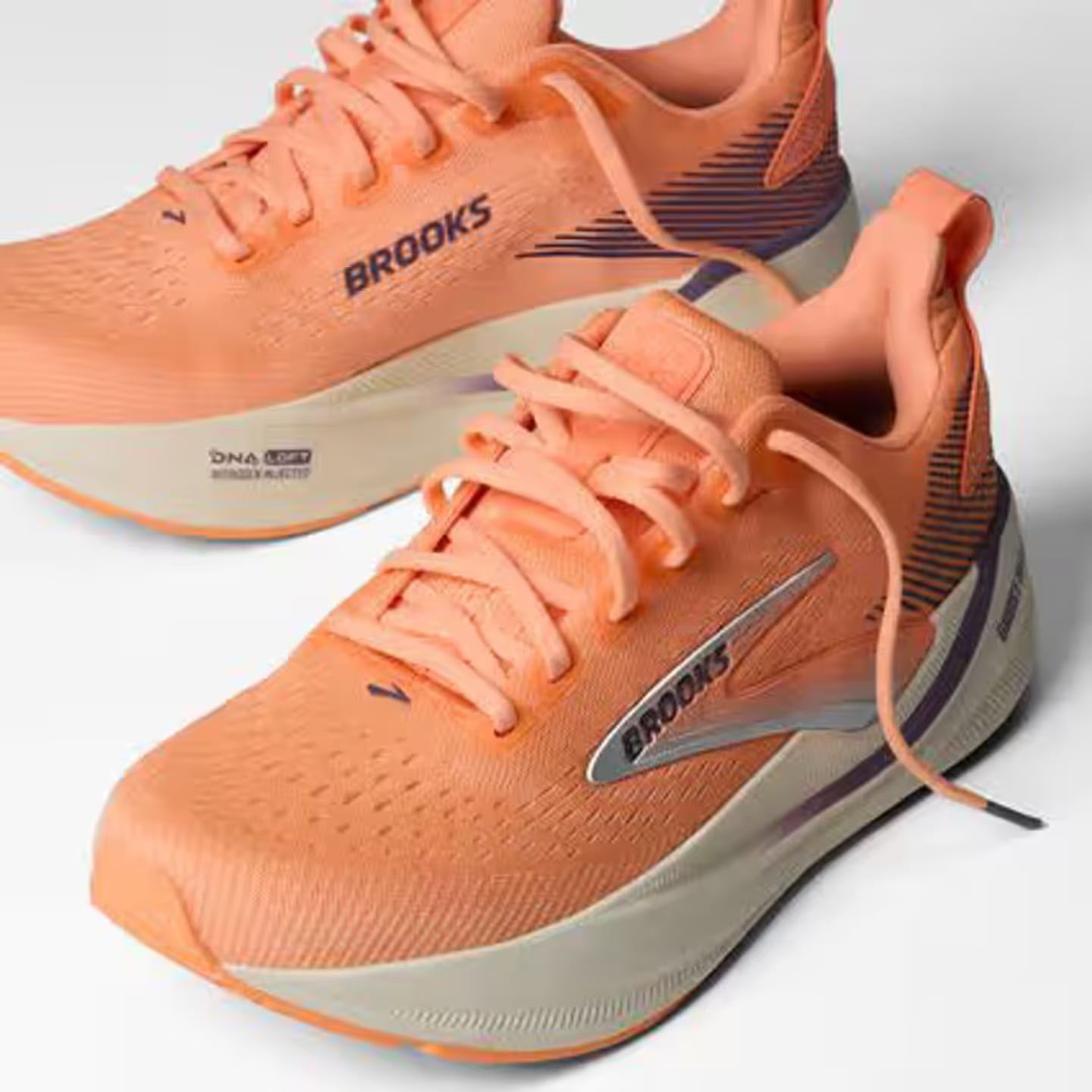 Packshot Brooks Chaussures De Running Route À Amorti Maximal Ghost Max 4 Femme