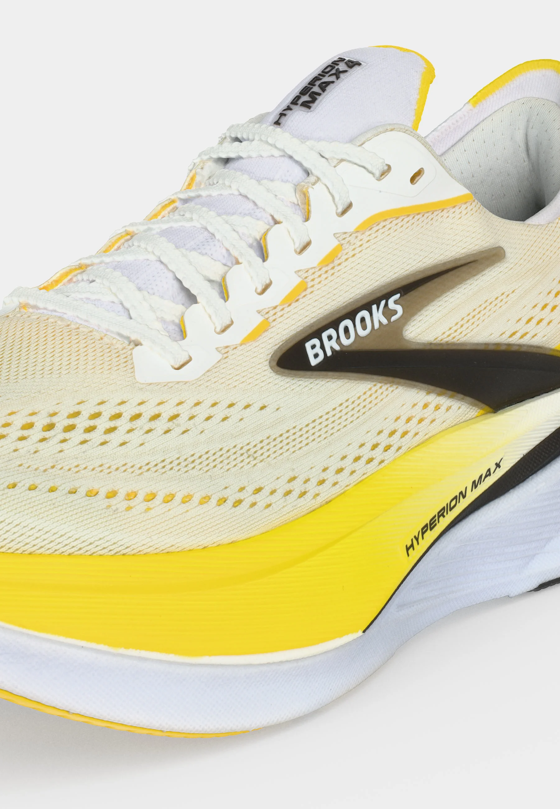 Brooks Hyperion Max 4 : Semelle réactive pour course à pied fluide