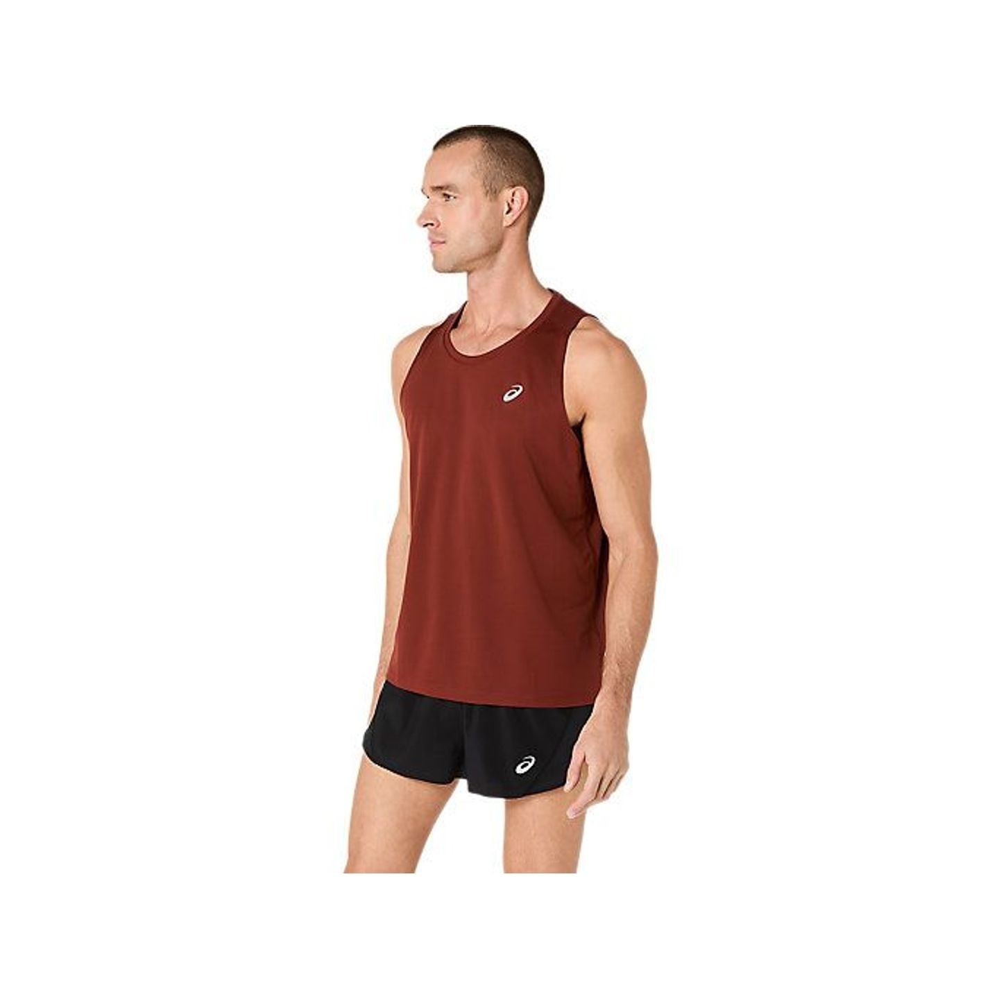 Vue de trois quarts avant du débardeur ASICS Core Singlet brun rouille, coupe sans manches et logo p