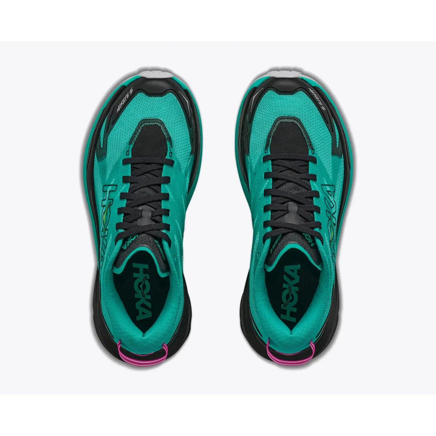 Packshot de la Hoka Chaussures De Trail Mafate 5 Vibram Megagrip Femme sur fond blanc.
