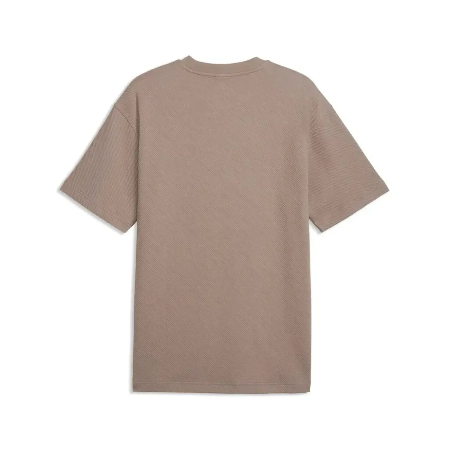 Vue de dos du t-shirt beige PUMA ESS Elevated Relaxed Material, montrant le tricot texturé et la cou