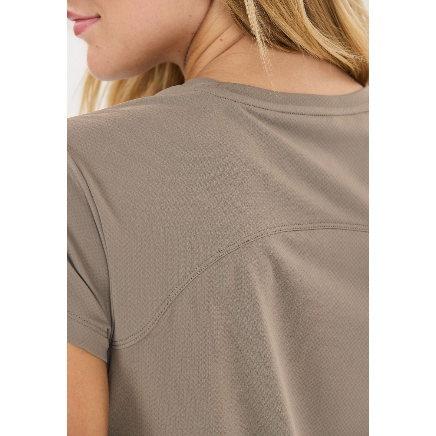 Détail : Athlecia T-Shirt De Sport Respirant Doja Femme Manches Courtes Quick-Dry