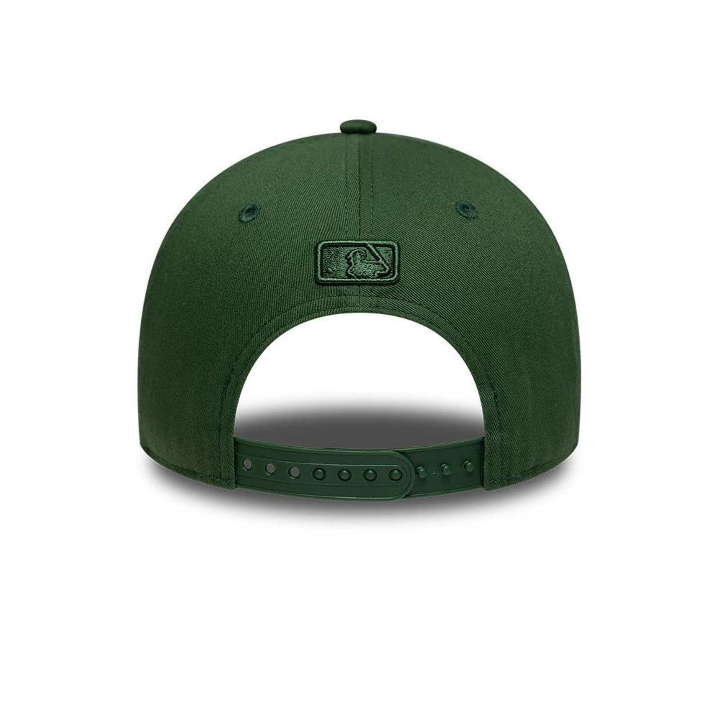 Vue arrière de la casquette New Era 9FORTY vert foncé avec logo MLB, fermeture snapback et ouverture