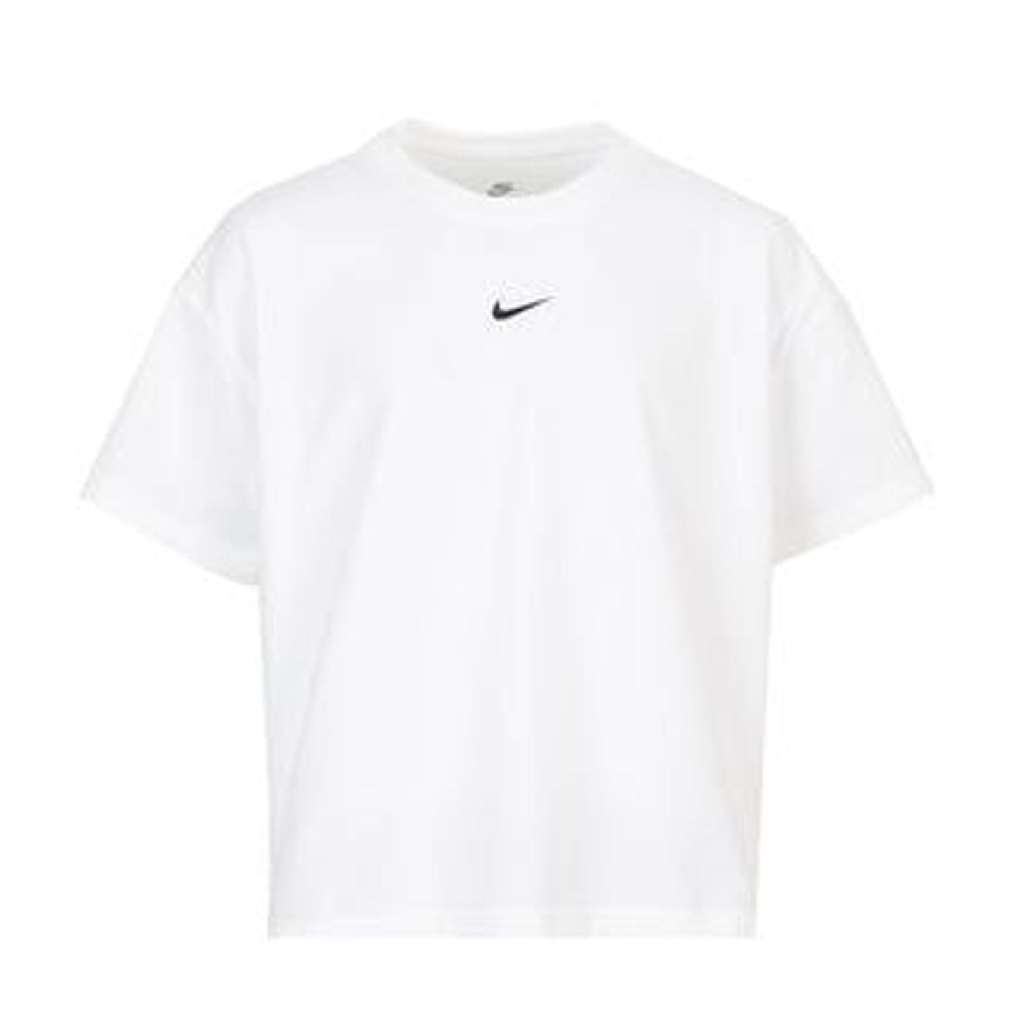 Packshot du Nike T-Shirt Manches Courtes Coupe Boxy Sportswear Essential Junior Fille sur fond blanc