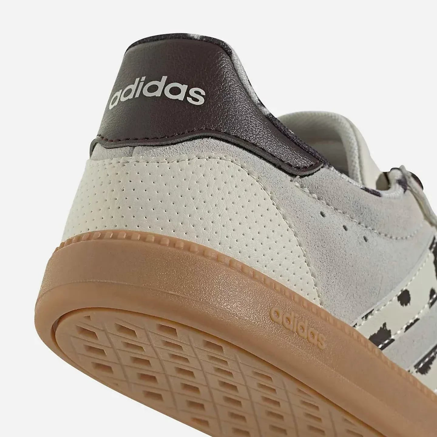 Détail de la tige des Adidas Chaussures Basses De Lifestyle Breaknet Sleek Femme Cuir Et Synthétique