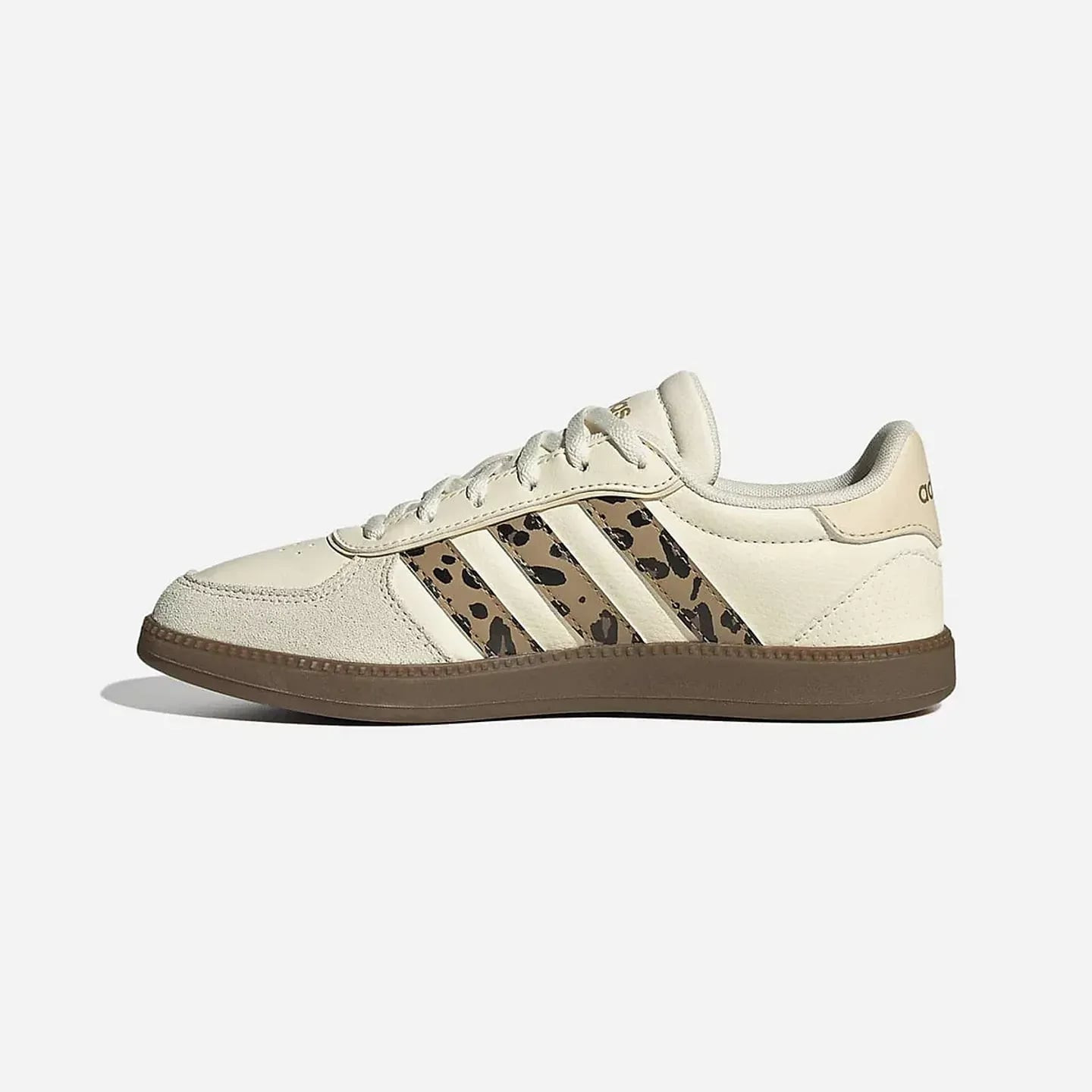 Packshot Adidas Baskets Basses Style Tennis Breaknet Sleek J Rentrée Scolaire Fille Junior sur fond 