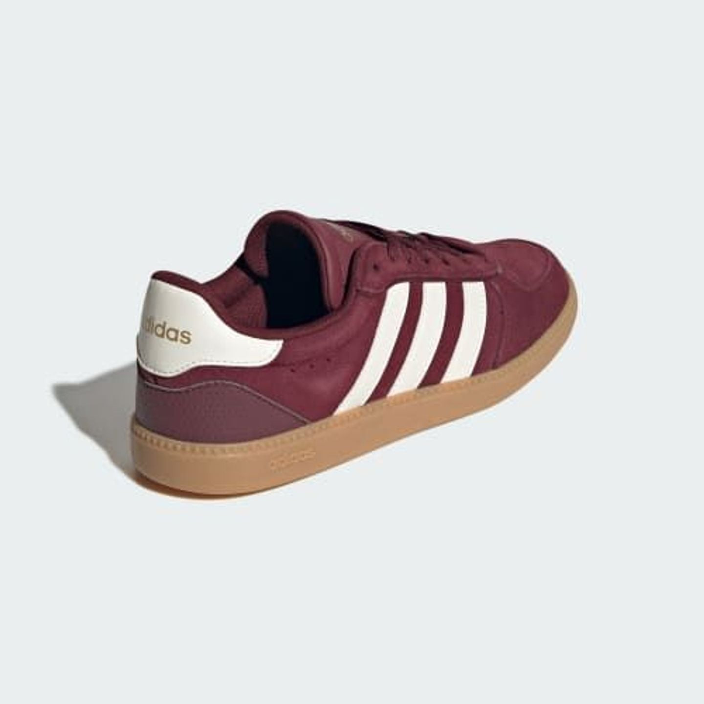 Packshot Adidas Baskets Lifestyle Basses Breaknet Sleek Perforées Femme