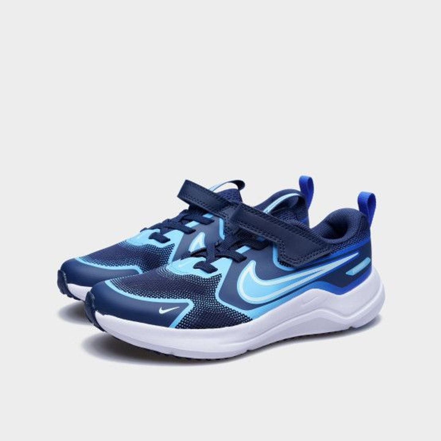 Packshot des Nike Chaussures De Running Enfant Cosmic Runner Grd Ps Lacets Élastiques Garçon