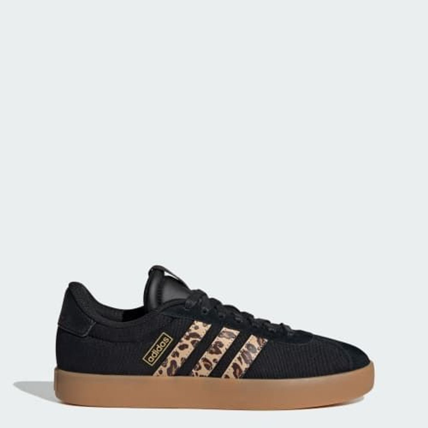 Adidas Baskets Basses Vl Court 3.0 Tige Suède Et Cuir Synthétique Femme, packshot de la basket basse