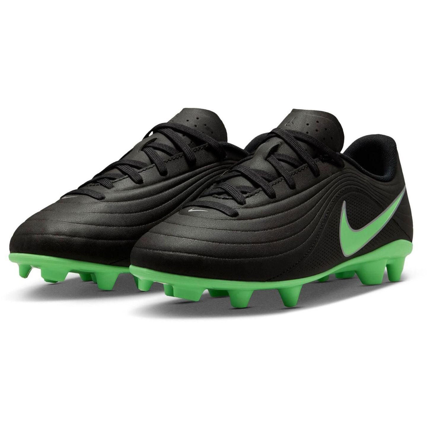 Nike Chaussures De Football Multisurfaces Tiempo Maestro Club Junior Crampons FG/MG Garçon - Packsho