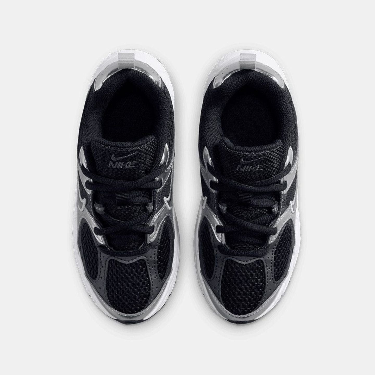 Packshot de la Nike Chaussures De Sport Lifestyle V5 Rnr Lacets Maille Respirante Enfants