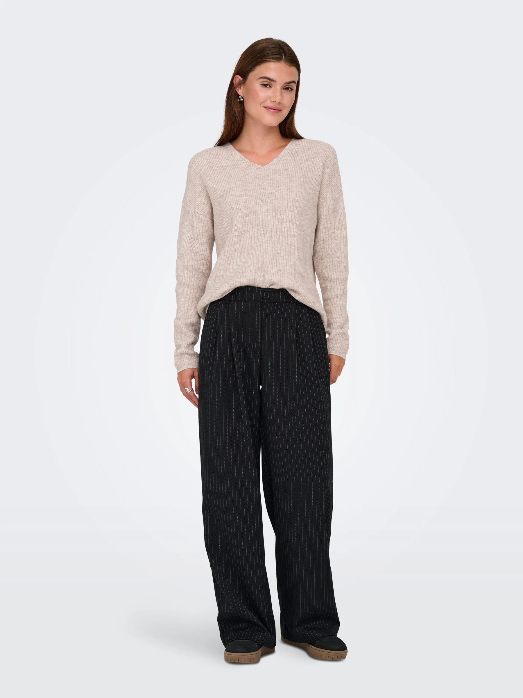 Pull V-Neck ONLY Camilla - Pull-over élégant et polyvalent