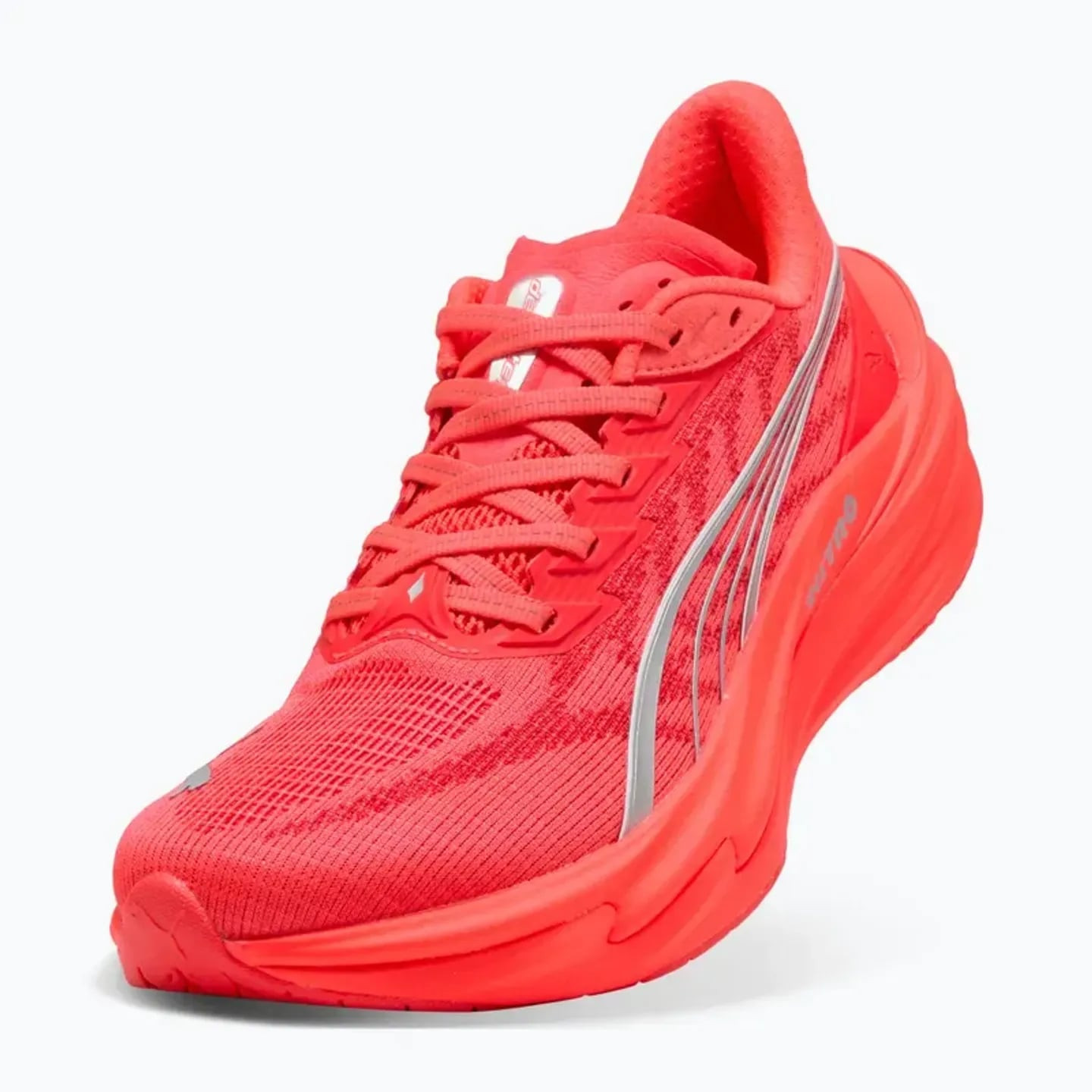 Packshot de la Puma Chaussures De Running Route Deviate Nitro 4 Femme Plaque Carbone, vue produit.