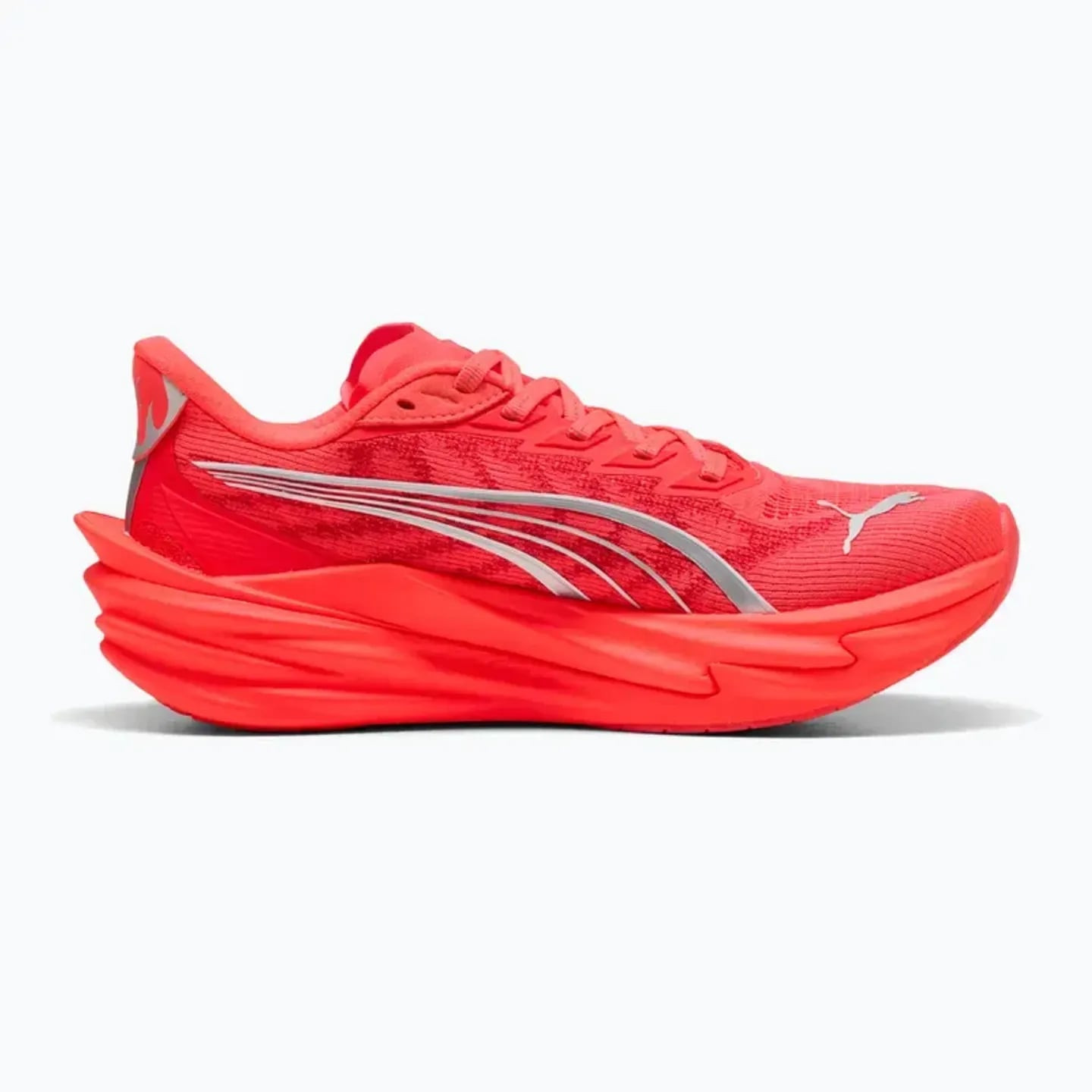 Packshot de la Puma Chaussures De Running Route Deviate Nitro 4 Femme Plaque Carbone