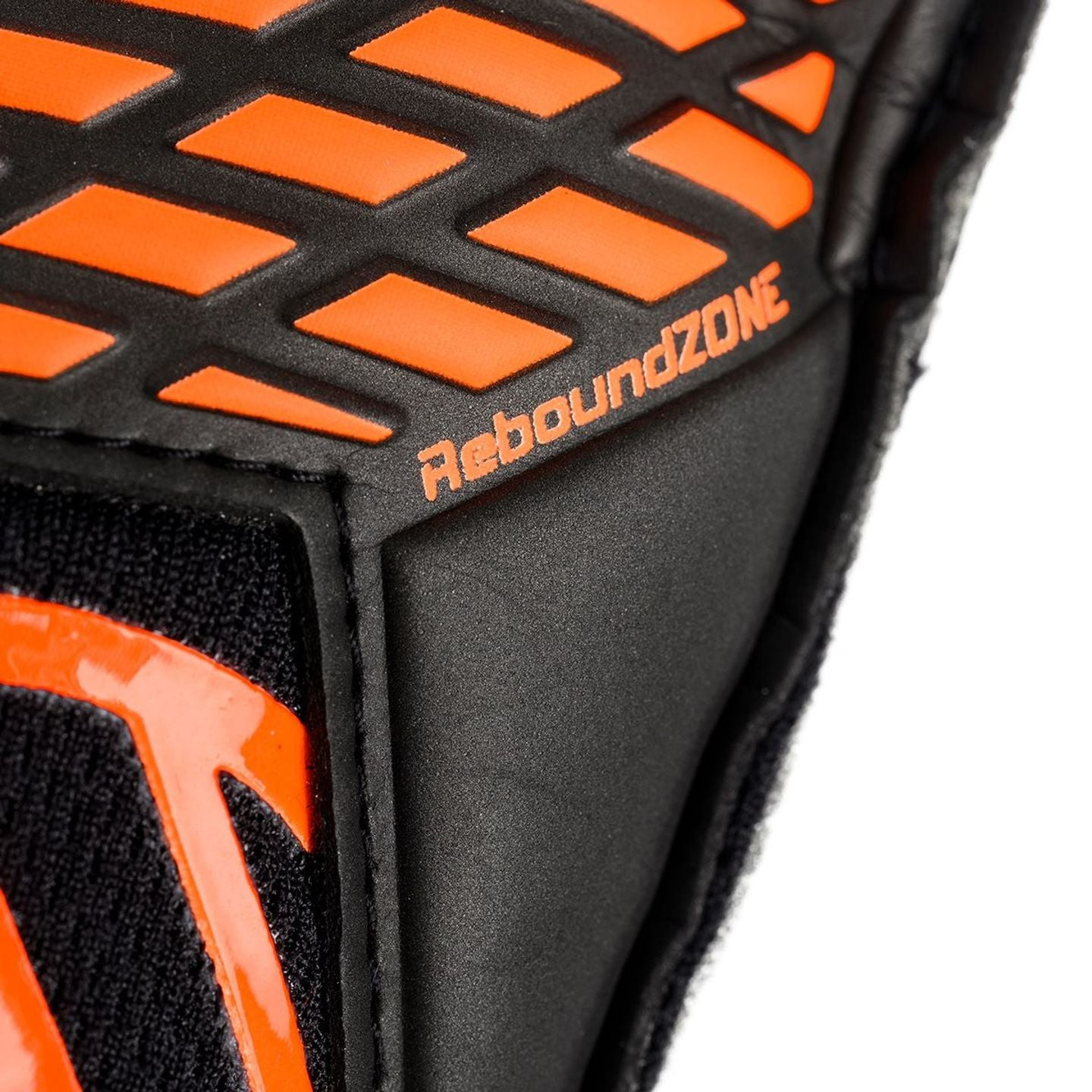 Détail de la mousse latex des gants Uhlsport Gants De Gardien Gazon Synthétique Fangmaschine Soft Re