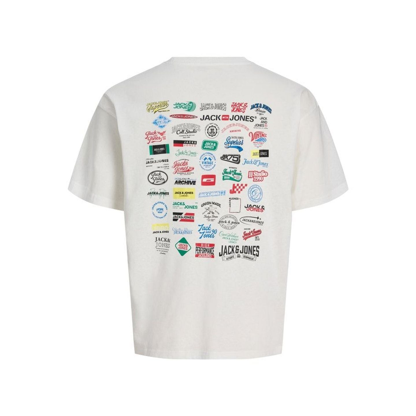 Vue de dos du t-shirt blanc JACK & JONES JUNIOR avec un collage coloré de logos JACK & JONES sur le 