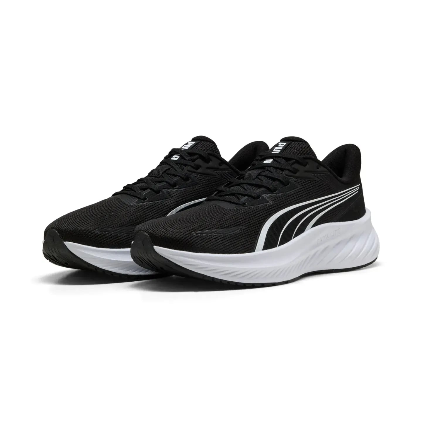 Paire de chaussures PUMA Pounce Lite 2 noires côte à côte, logo Formstrip blanc et semelle intermédi