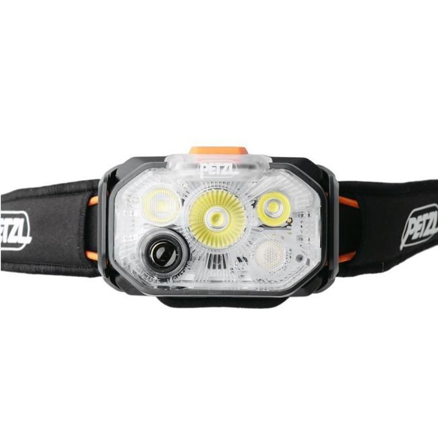 Gros plan sur la lentille de la frontale Petzl Swift RL : LED centrale, LED latérales, capteur et in
