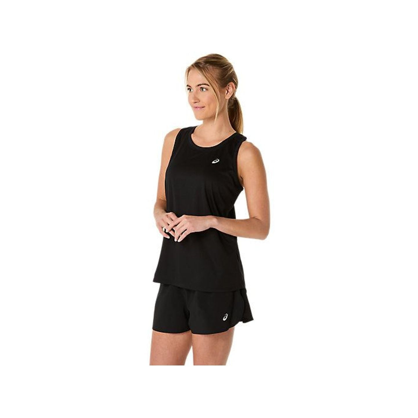 Lifestyle : femme active portant Asics Débardeur De Running Core Tank Séchage Rapide Femme