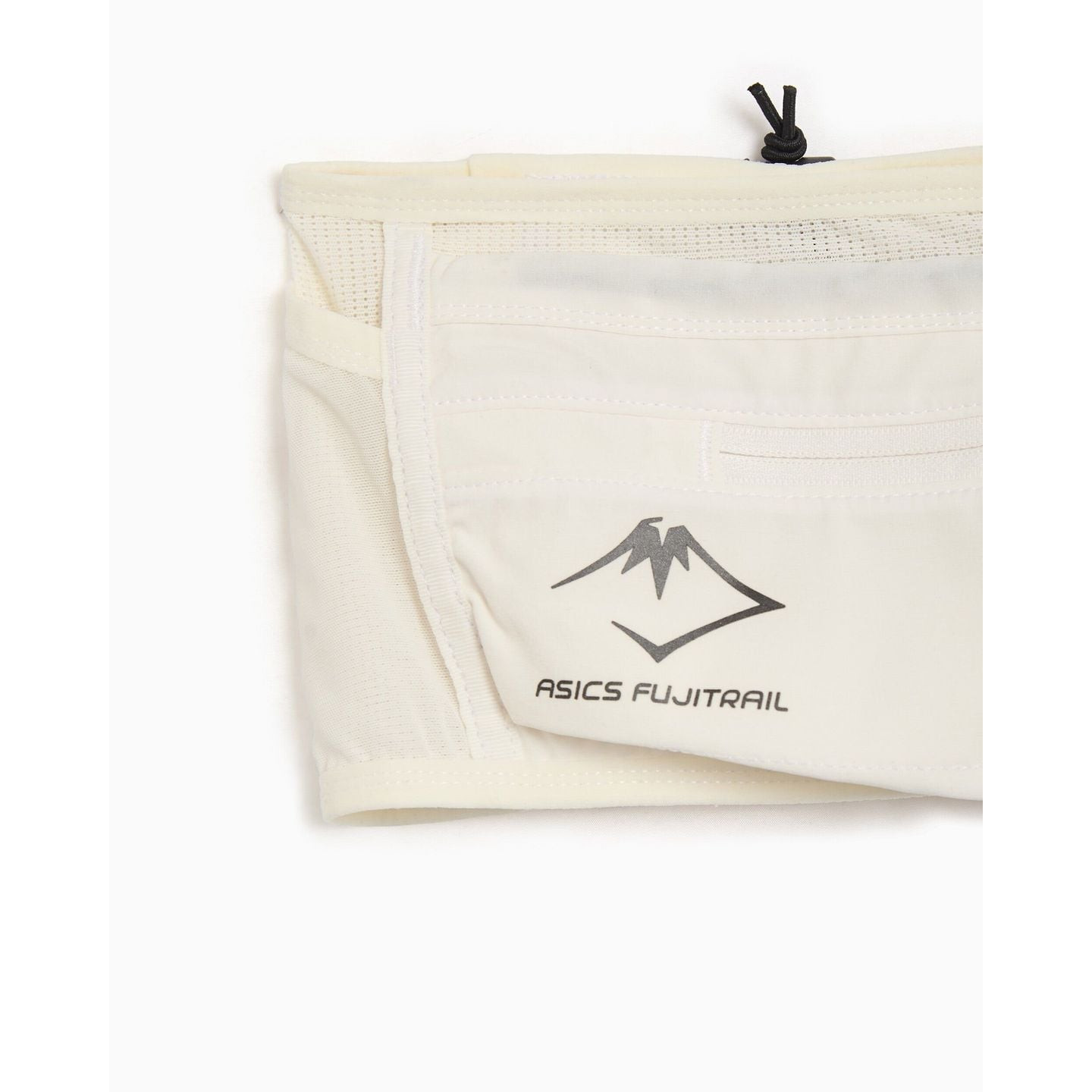 Détail ceinture Asics Trail Running Fujitrail Belt unisexe porte-bâtons et poches réfléchissantes