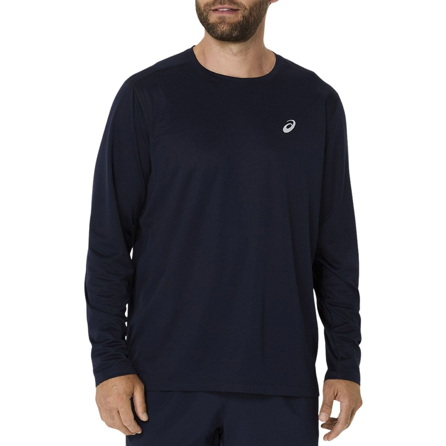 Coureur portant le Asics Haut À Manches Longues Technique Running Core Ls Top Homme en extérieur